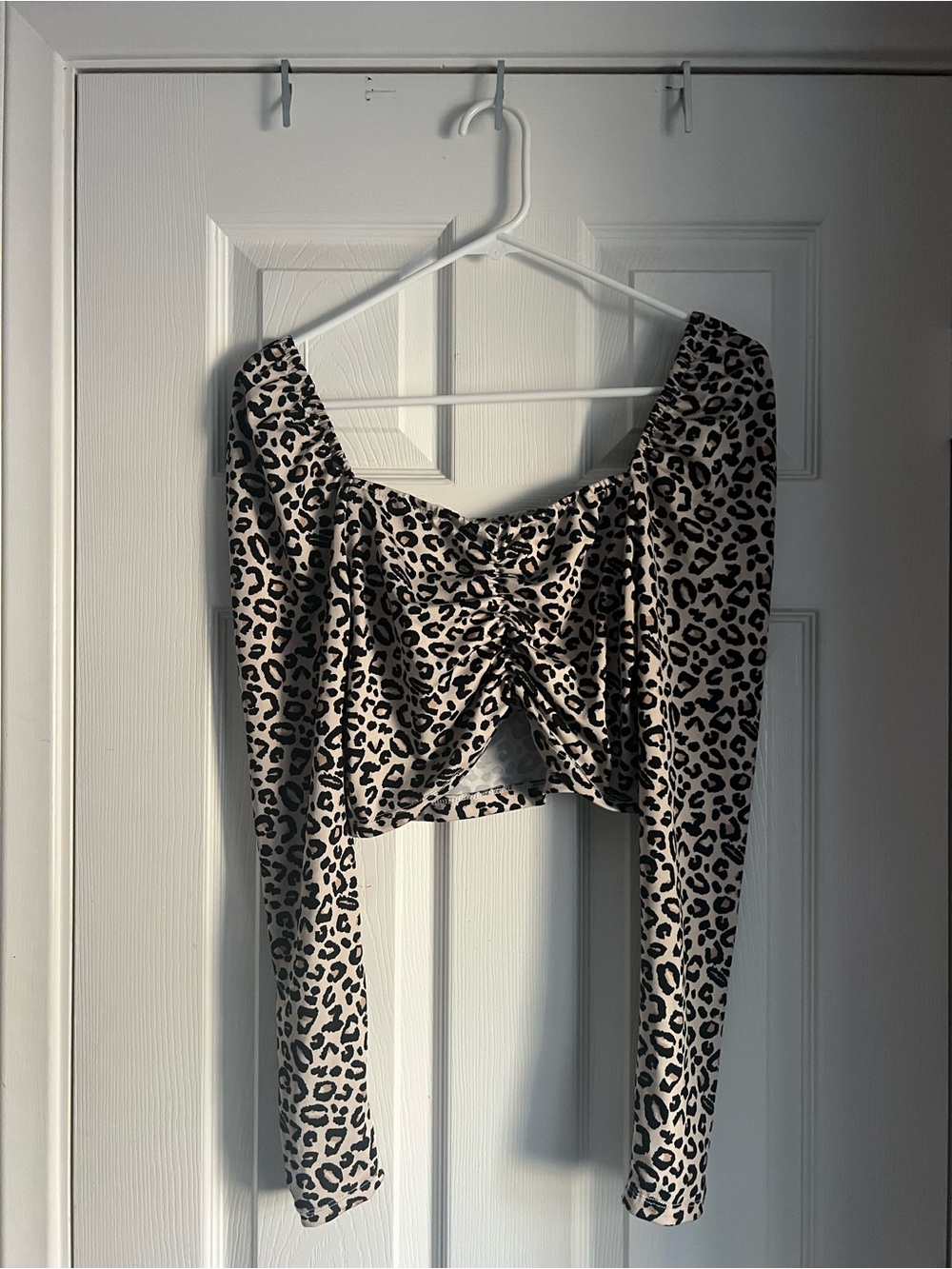 Leopard Print Ruched Long Sleeve Crop Top - Black on Cream